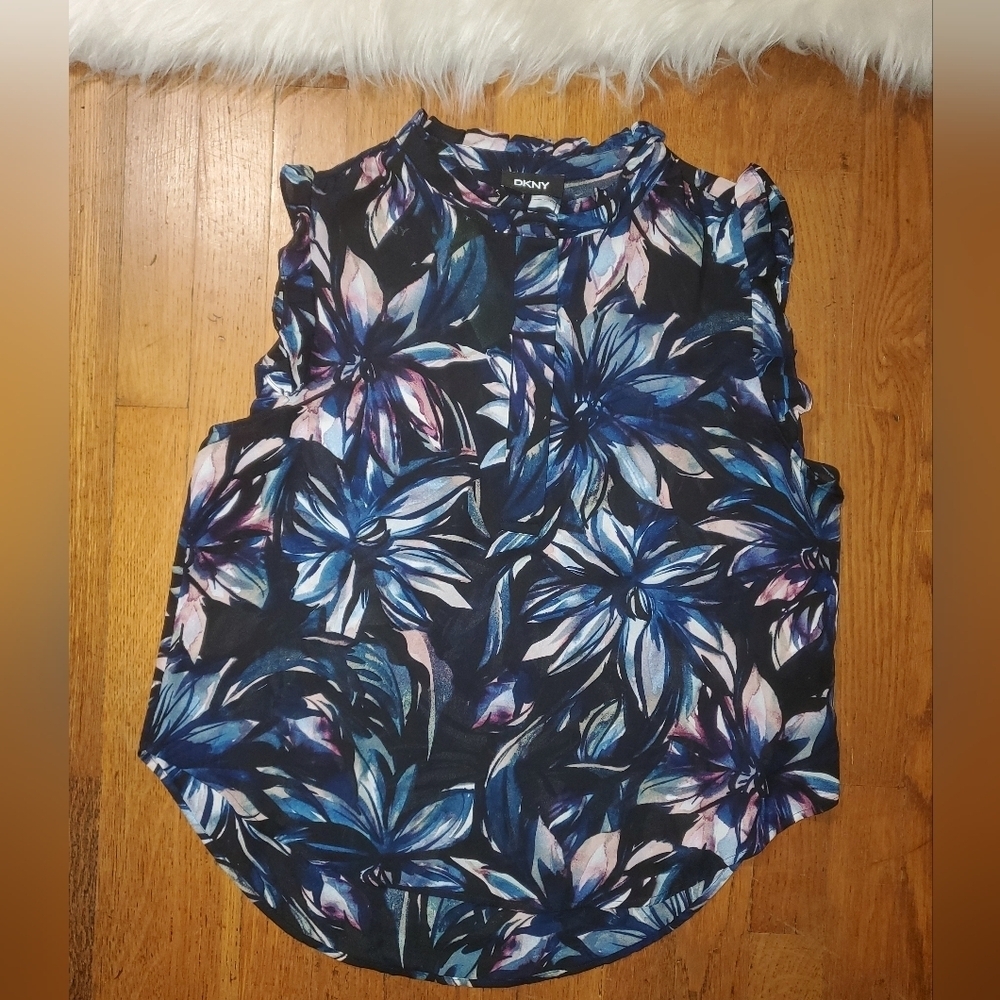 DKNY Floral Ruffled Sleeveless Top